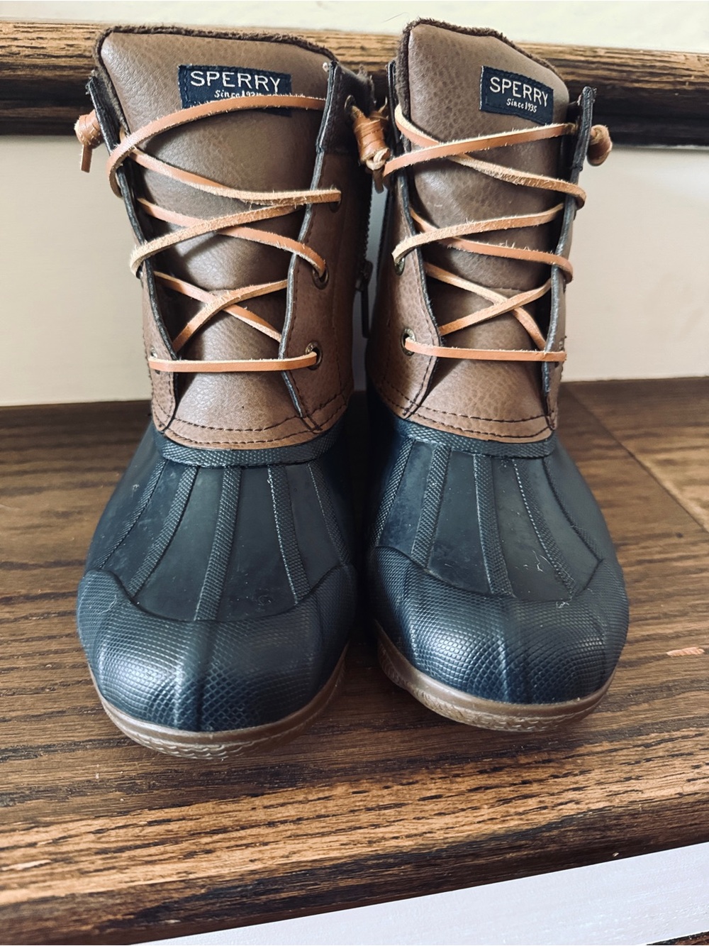 Sperry Women’s Waterproof Duck Boots – Brown/Navy – Size 6.5M